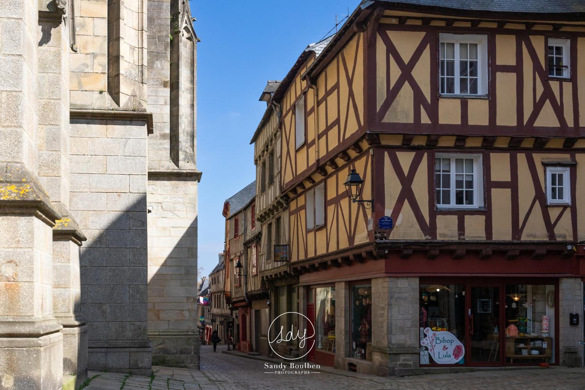 Le Patio - Hypercentre - Cour Au Calme - Wifi Vannes Exterior foto